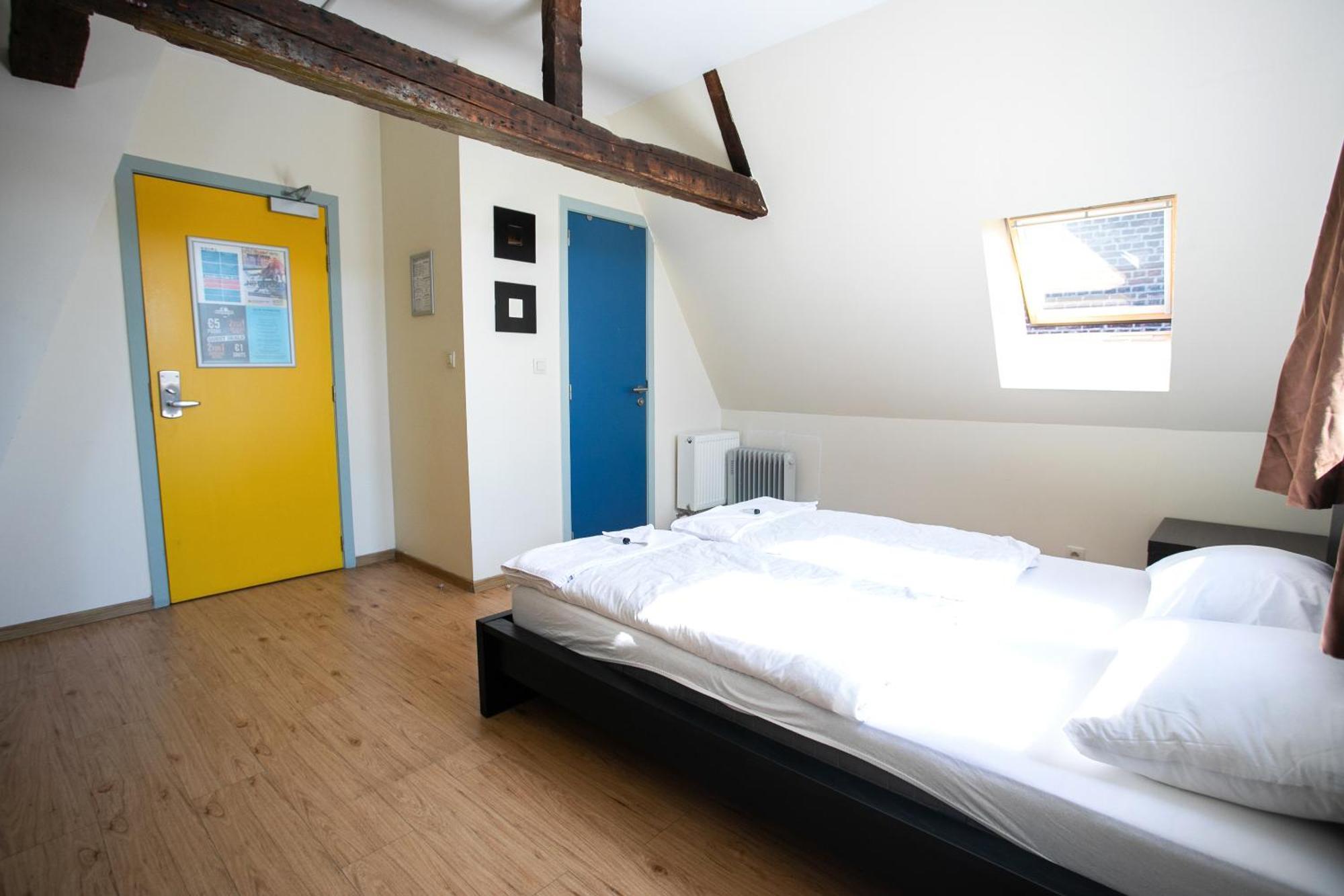 St Christopher'S Inn Hostel At The Bauhaus Bruges Cameră foto