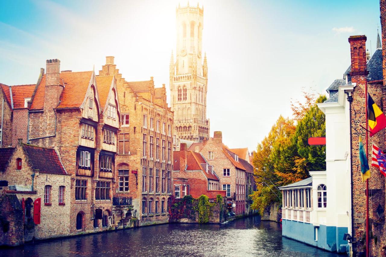 St Christopher'S Inn Hostel At The Bauhaus Bruges Exterior foto
